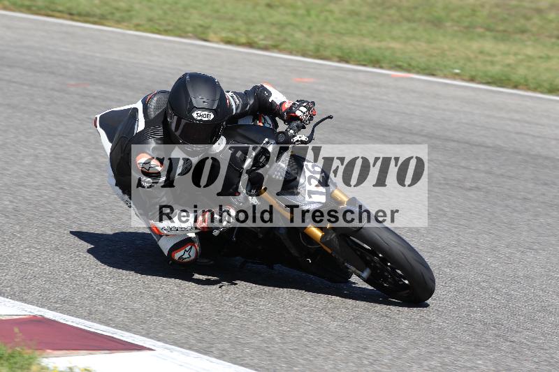 /Archiv-2025/48 25.08.2025 Cornu Master School ADR/rot-rouge/126